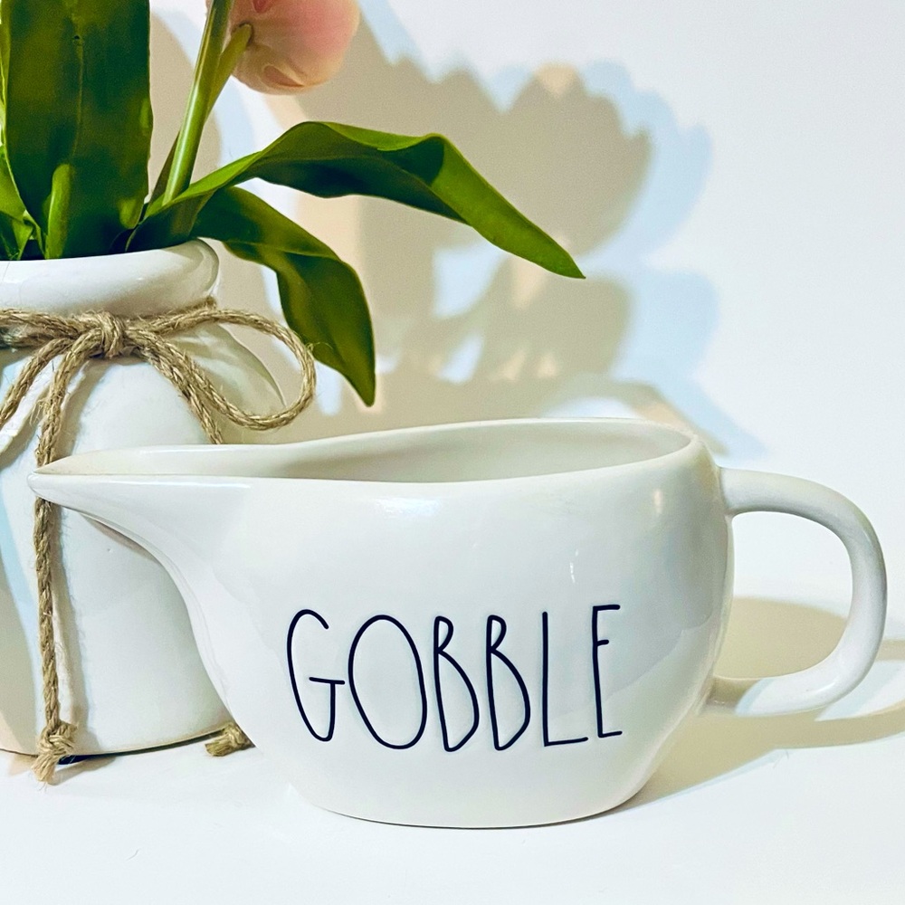 Rae Dunn Gooble Gravy boat 🦃